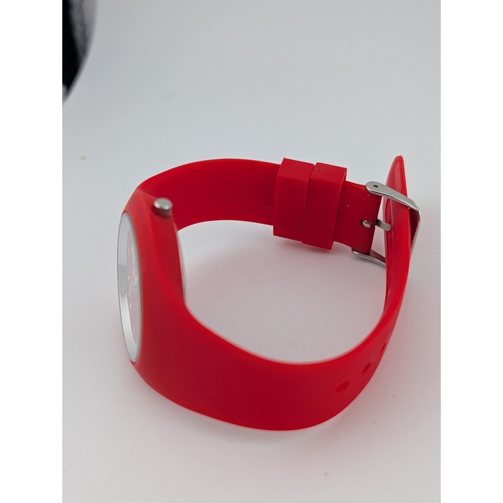 SKMEI Men's Watch 39mm Case Red Silicone Band- New Battery - Picture 5 of 7